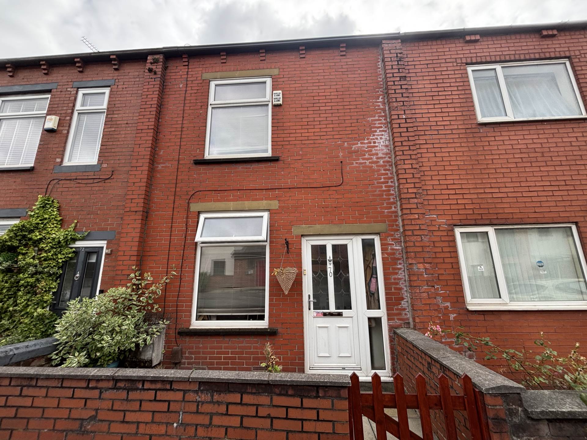 70 Fields New Road, Chadderton, Oldham, OL9 8NH, Image 1