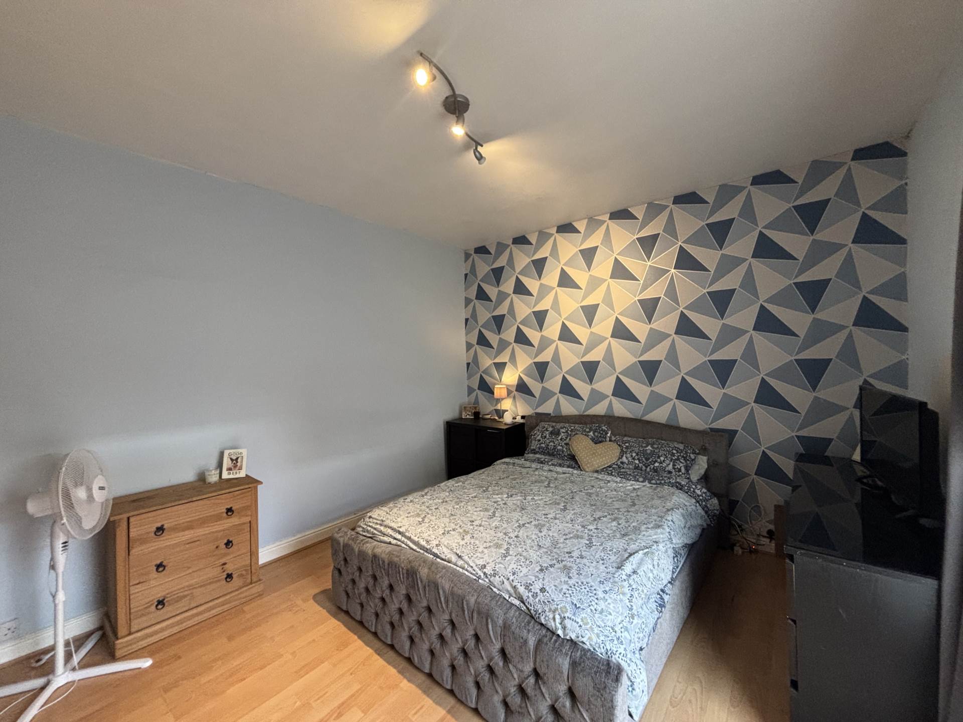 70 Fields New Road, Chadderton, Oldham, OL9 8NH, Image 12