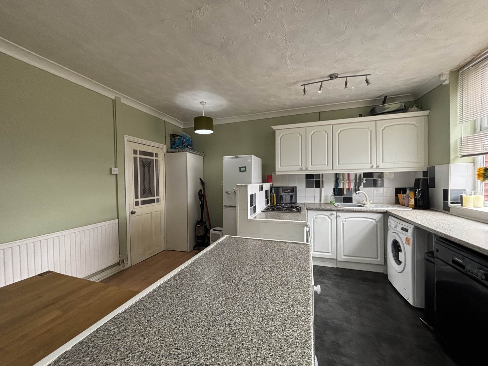 70 Fields New Road, Chadderton, Oldham, OL9 8NH, Image 4