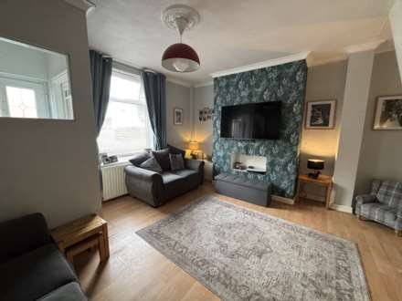 70 Fields New Road, Chadderton, Oldham, OL9 8NH, Image 7