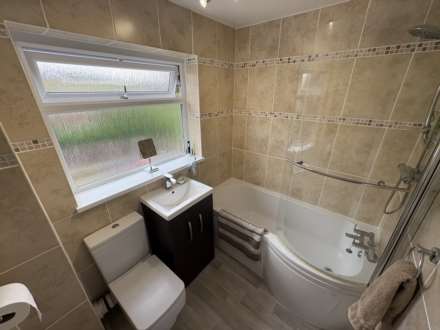 Irk Vale Drive, Chadderton, Image 27