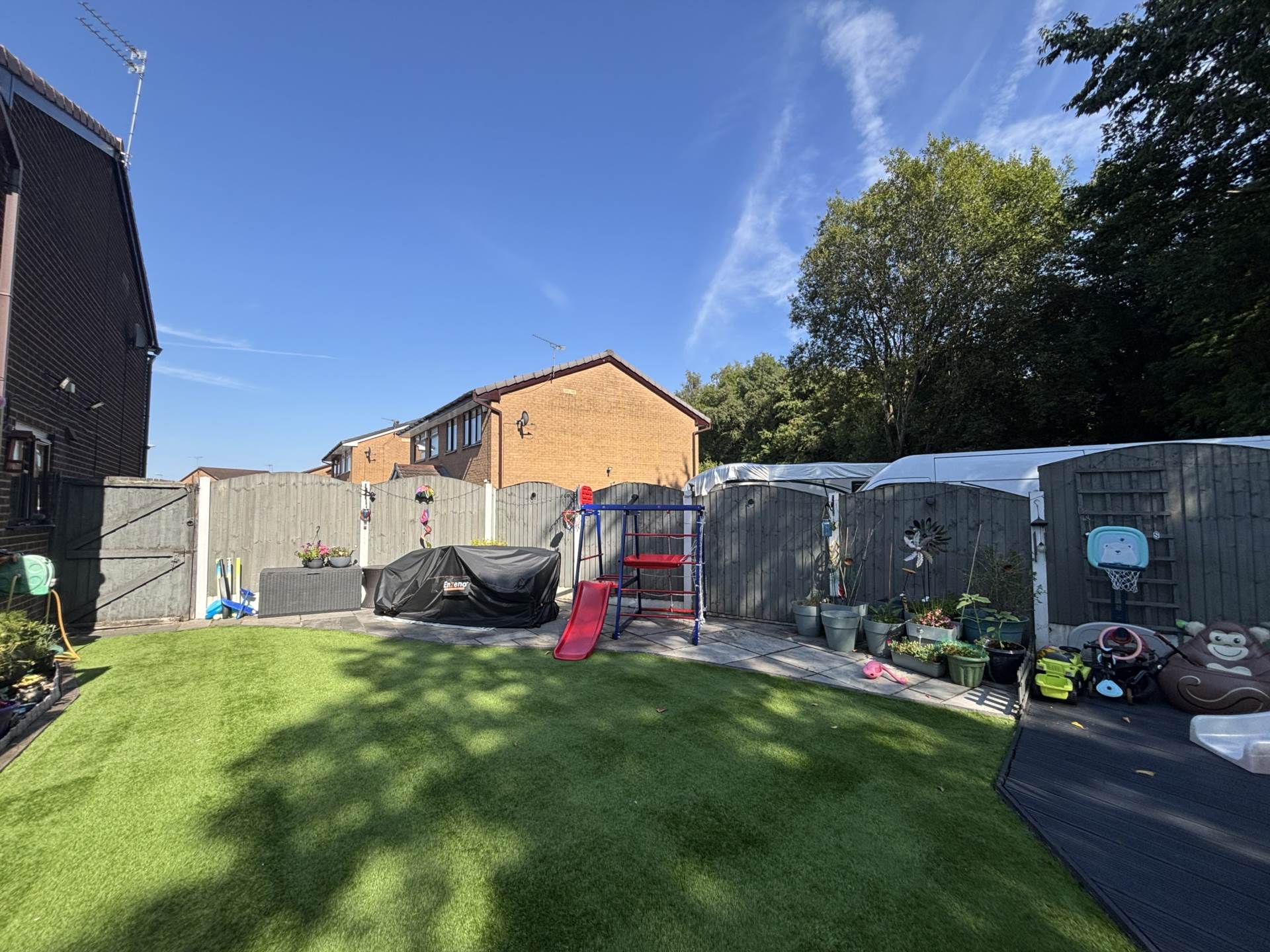 Poppy Close, Oldham, Image 20