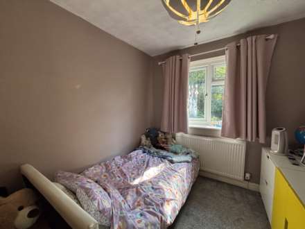 Poppy Close, Oldham, Image 14