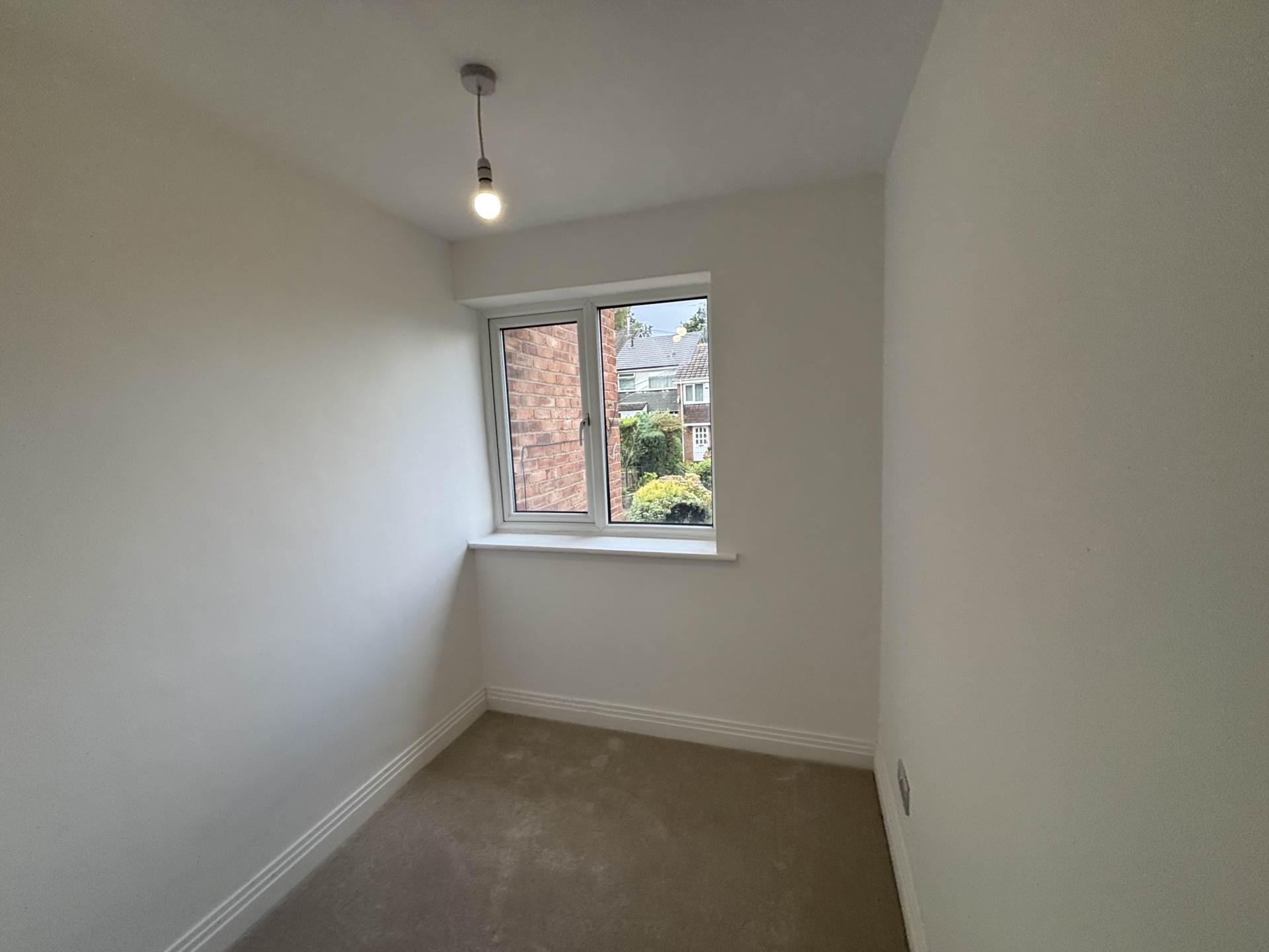 Torwood Road, Oldham, Image 16