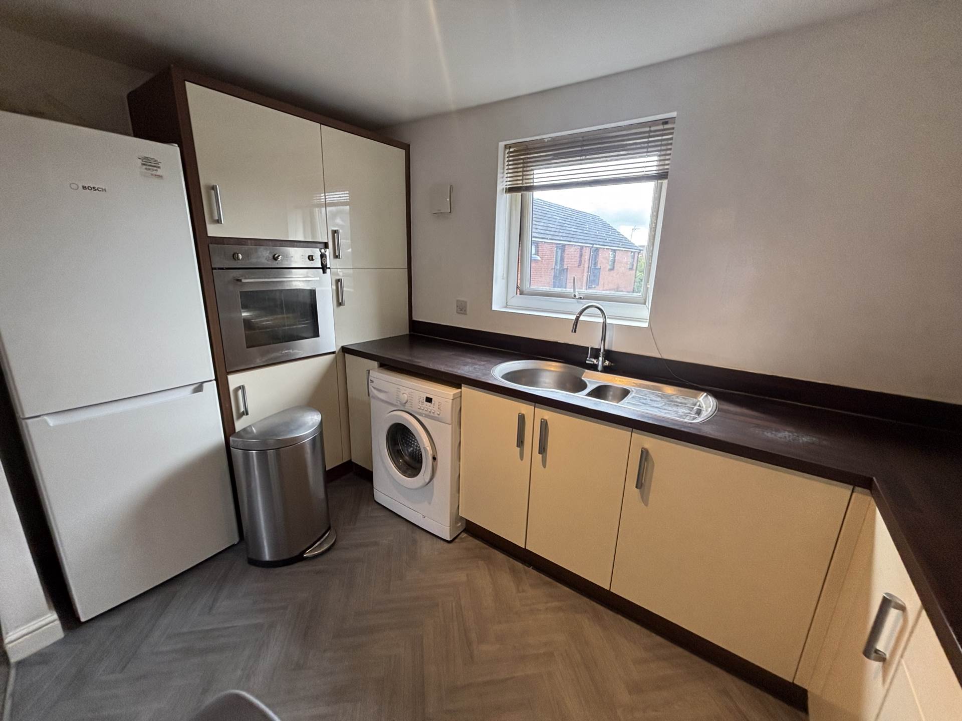 Fields New Road, Chadderton, Image 5