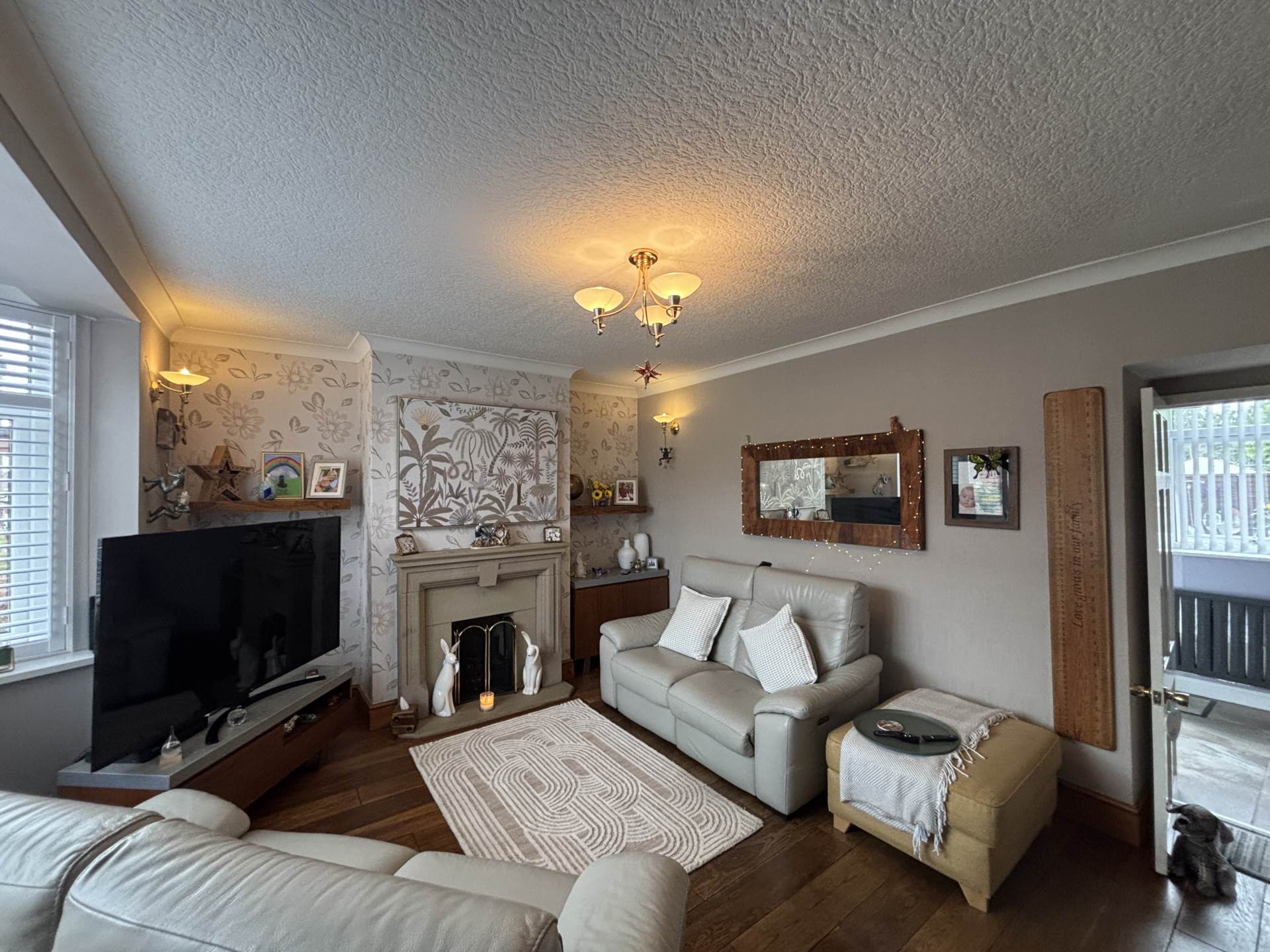21 Fernlea Avenue, Oldham, OL1 2QH, Image 2