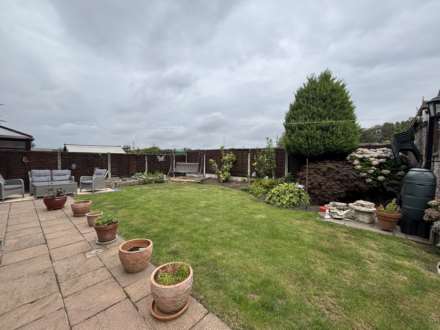21 Fernlea Avenue, Oldham, OL1 2QH, Image 21