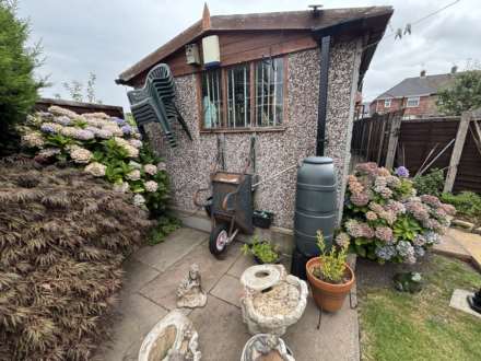 21 Fernlea Avenue, Oldham, OL1 2QH, Image 24