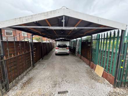 21 Fernlea Avenue, Oldham, OL1 2QH, Image 25