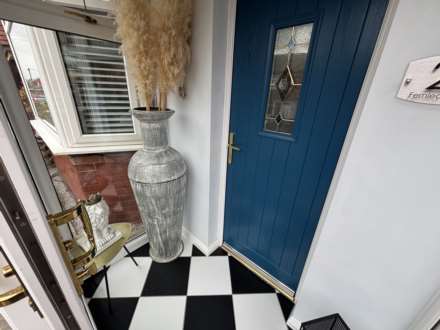 21 Fernlea Avenue, Oldham, OL1 2QH, Image 5