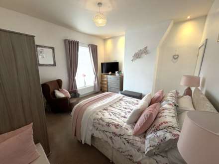 1030 Middleton Road, Oldham, Image 13