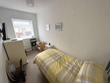 1030 Middleton Road, Oldham, Image 15