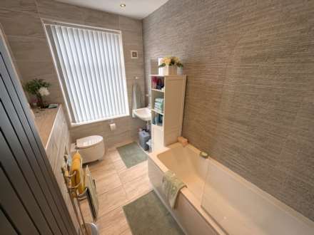 1030 Middleton Road, Oldham, Image 16