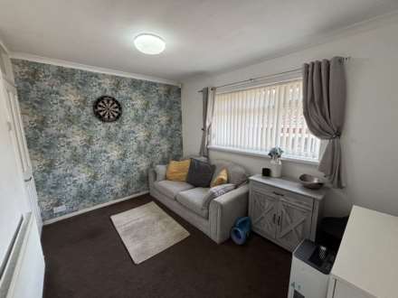 62 Cathedral Road, Chadderton, OL9 0RP, Image 15