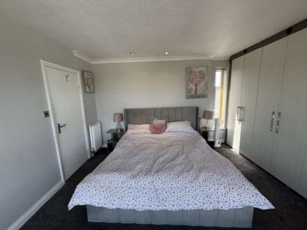 62 Cathedral Road, Chadderton, OL9 0RP, Image 19