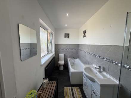 62 Cathedral Road, Chadderton, OL9 0RP, Image 21