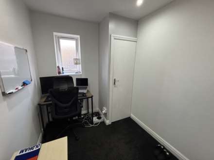 62 Cathedral Road, Chadderton, OL9 0RP, Image 24
