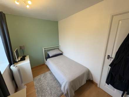 5 Larchwood, Oldham, OL9 9TD, Image 25