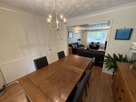 5 Larchwood, Oldham, OL9 9TD, Image 9
