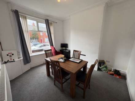 994 Middleton Road, Chadderton, OL9 9SA, Image 10