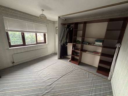 Birchwood, Oldham, Image 18
