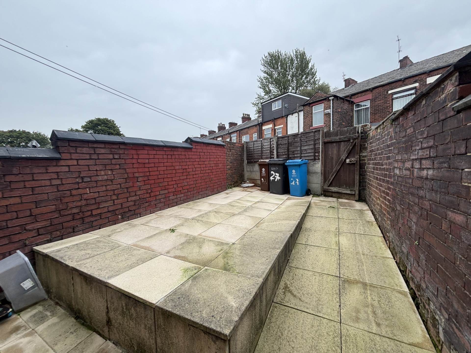 27 Bredbury Street, Oldham, OL9 8QW, Image 2