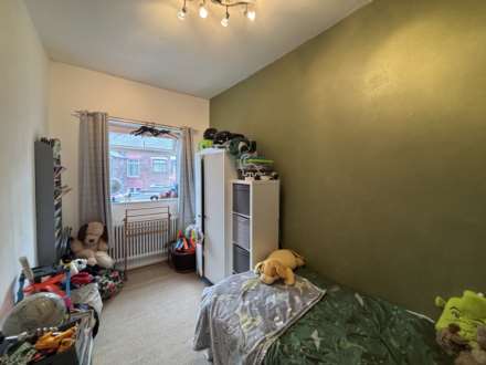 27 Bredbury Street, Oldham, OL9 8QW, Image 14