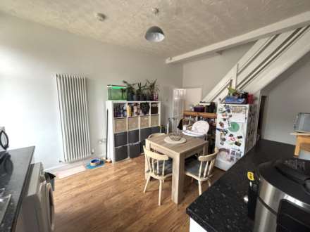 27 Bredbury Street, Oldham, OL9 8QW, Image 7
