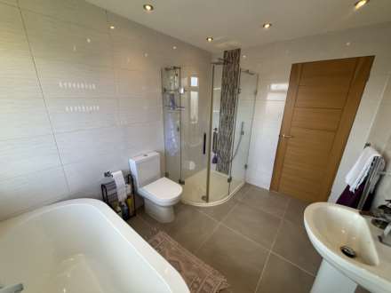 2 Elderwood, Chadderton, Oldham, OL9 9TP, Image 35