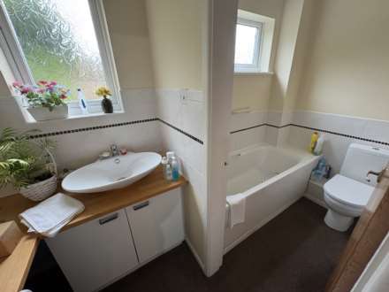 18 Beech Street, Middleton, M24 4AW, Image 8