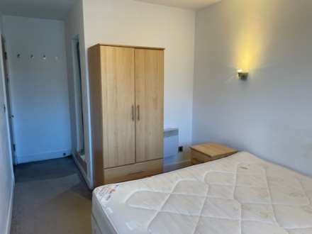 Isaac Way, Eastside Valley, Image 6