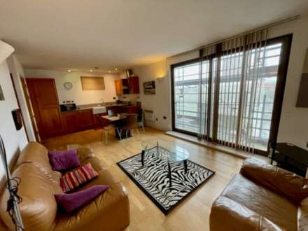 Isaac Way, Eastside Valley, Image 4