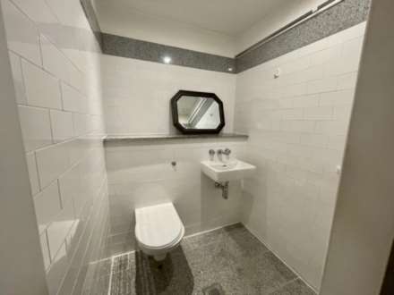 Isaac Way, Eastside Valley, Image 7