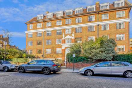 Chelsea Manor Gardens, Chelsea SW3, Image 9