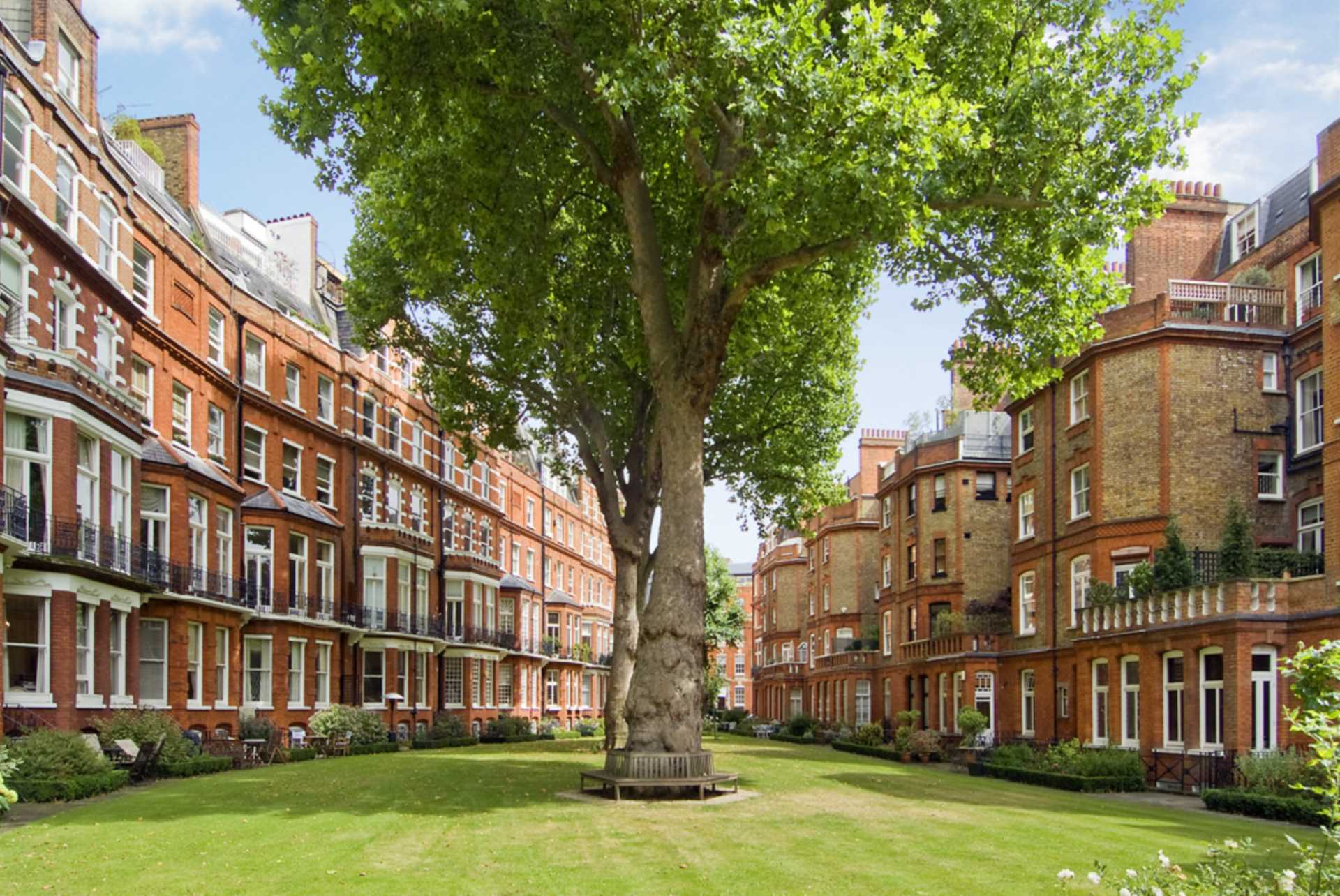 Egerton Gardens, Knightsbridge, SW3, Image 2