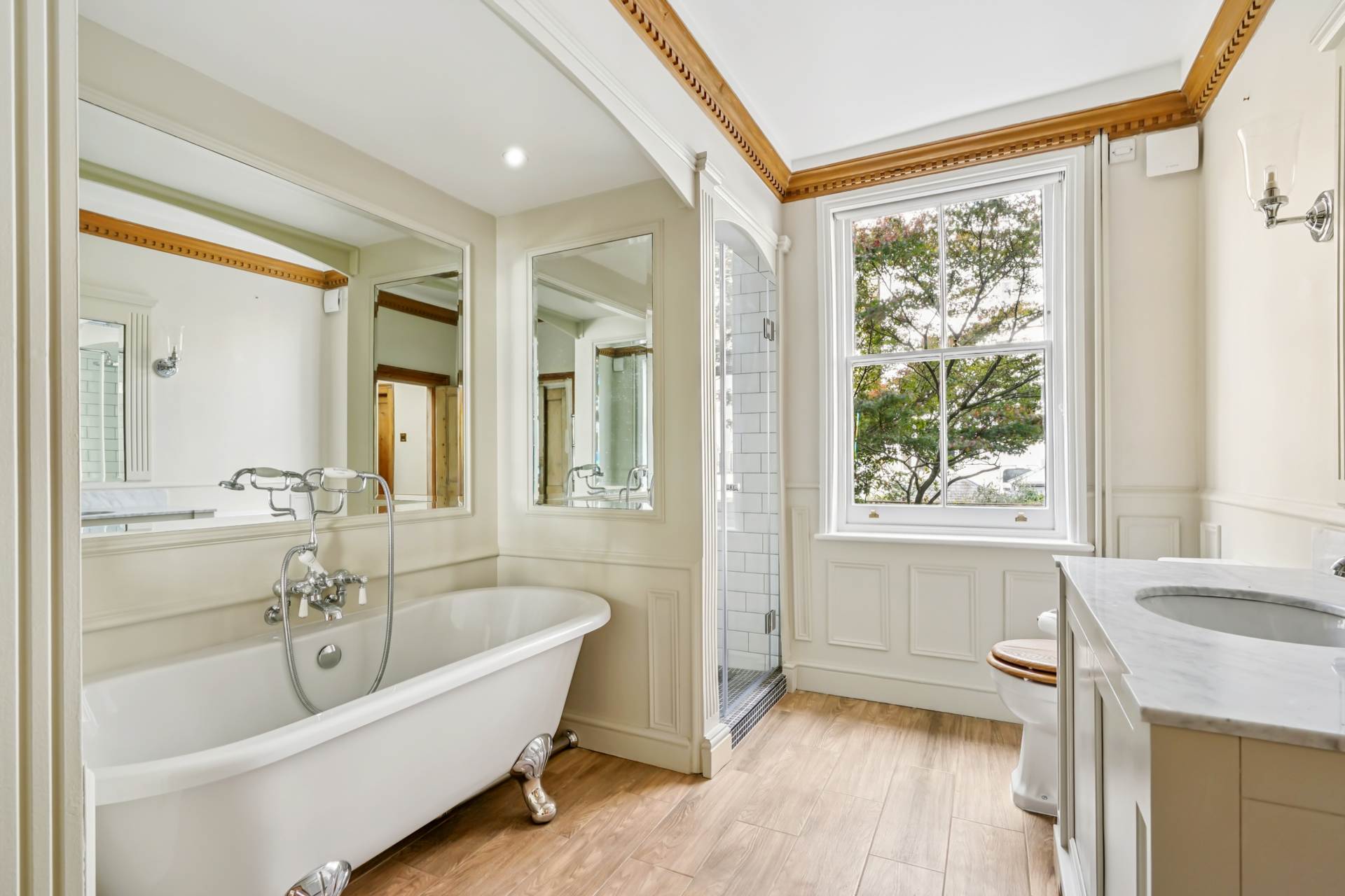 Yeoman's Row, Knightsbridge SW3, Image 6