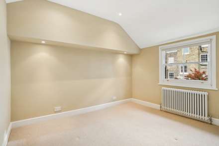 Yeoman's Row, Knightsbridge SW3, Image 9