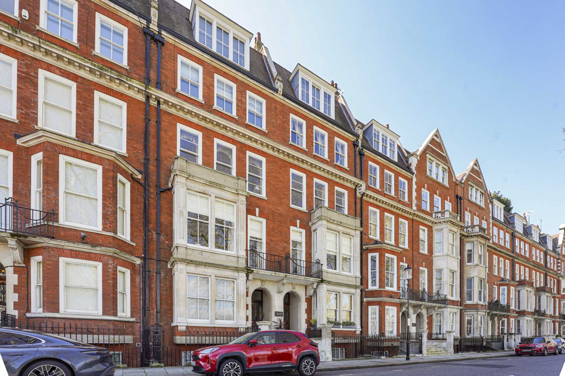 Ormonde Gate, Chelsea SW3, Image 8