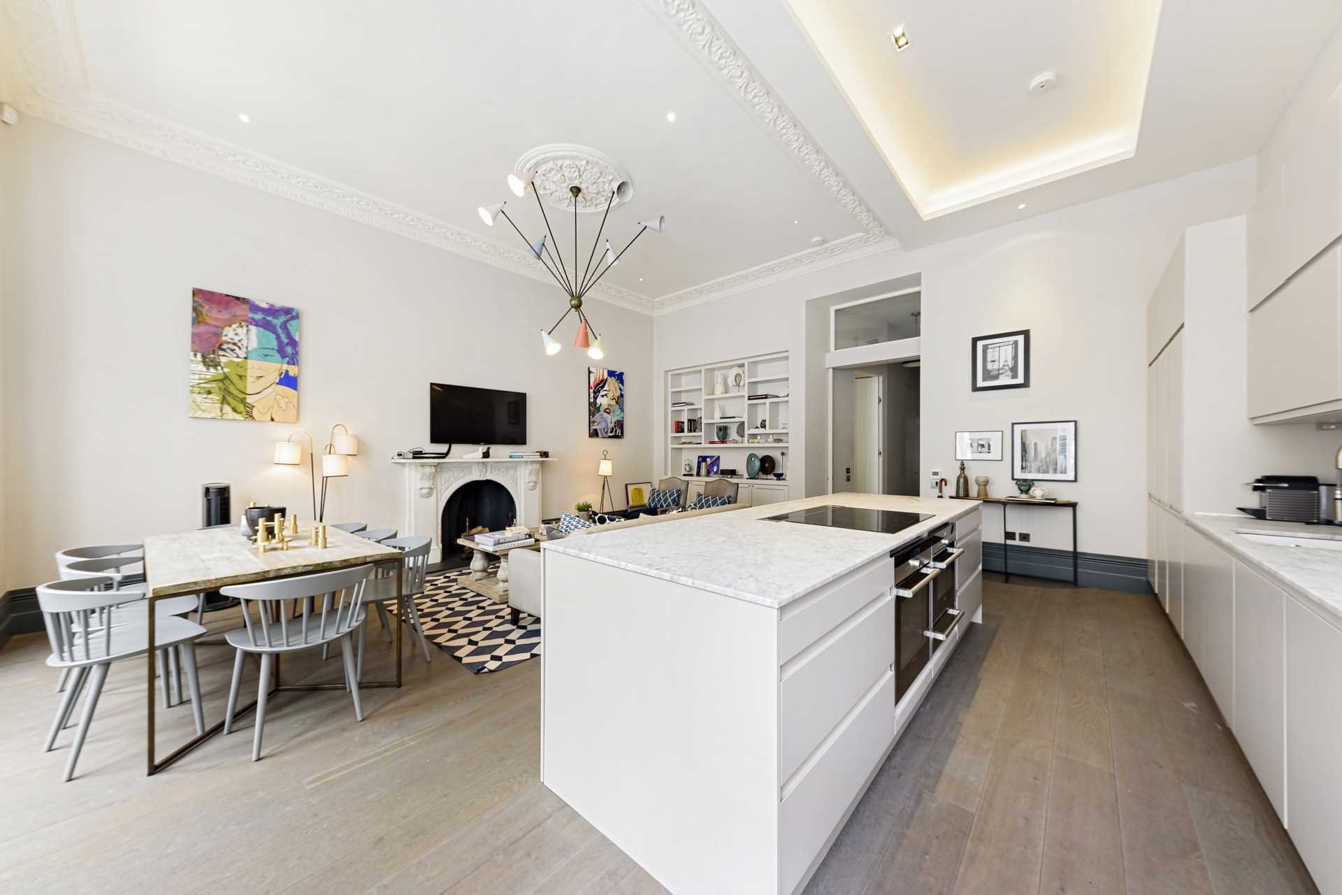 Queensberry Place, South Kensington, SW7, Image 2