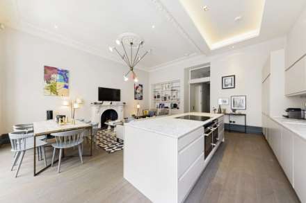 Queensberry Place, South Kensington, SW7, Image 2