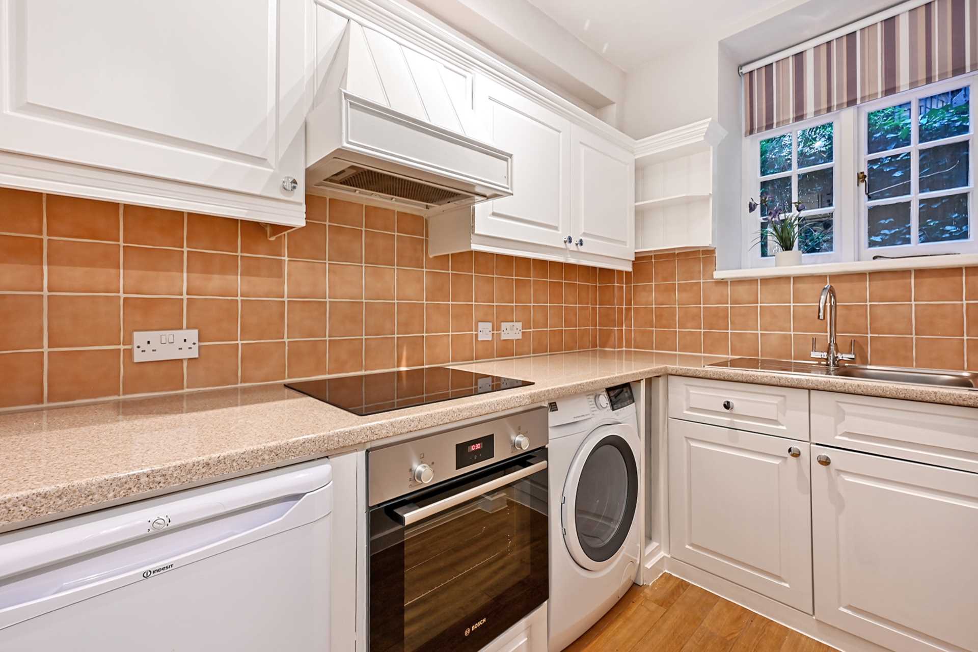 Britten Street, Chelsea SW3, Image 3