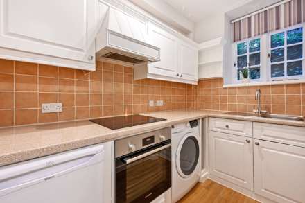 Britten Street, Chelsea SW3, Image 3