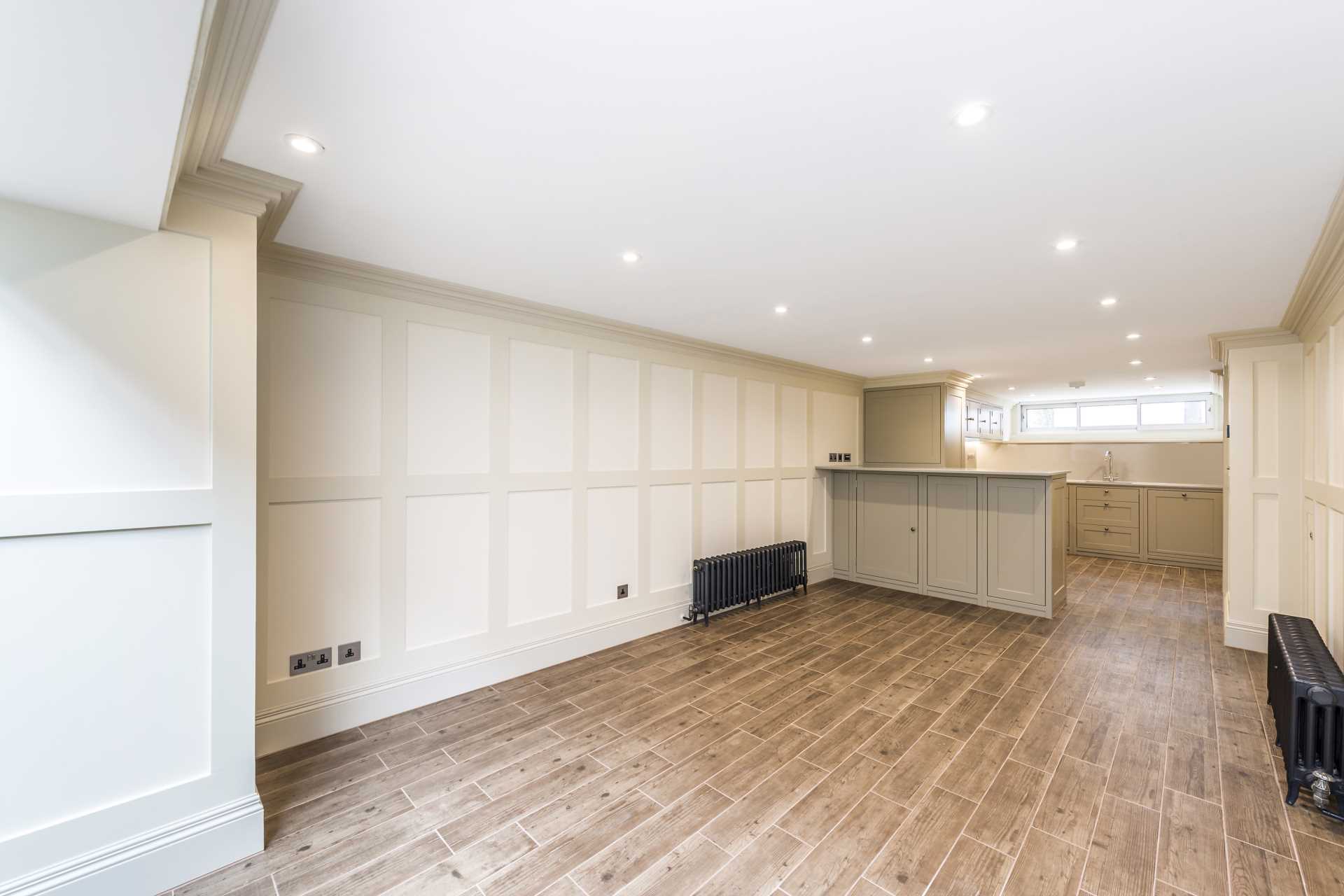 Yeoman's Row, Knightsbridge SW3, Image 23