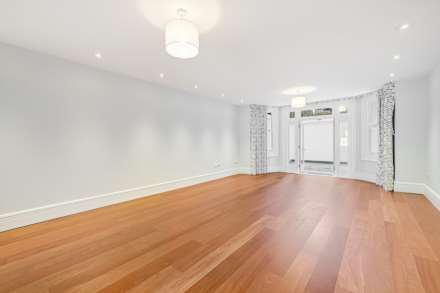 Pont Street, SW1X, Image 12