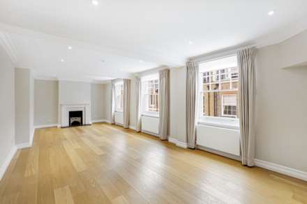Clabon Mews, London SW1X, Image 1