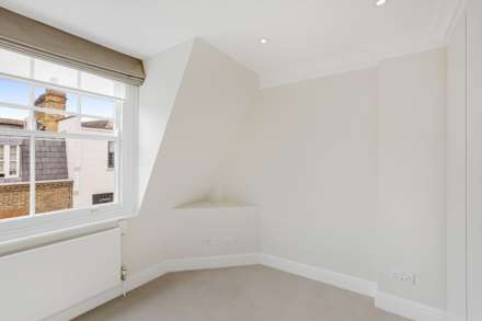 Clabon Mews, London SW1X, Image 10
