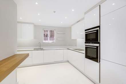 Clabon Mews, London SW1X, Image 5