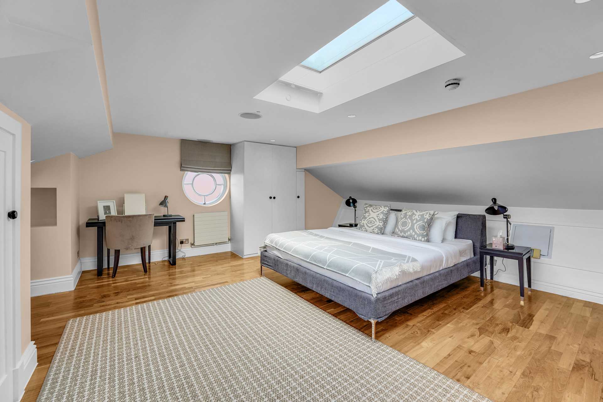 Chelsea Square, Chelsea, SW3, Image 15