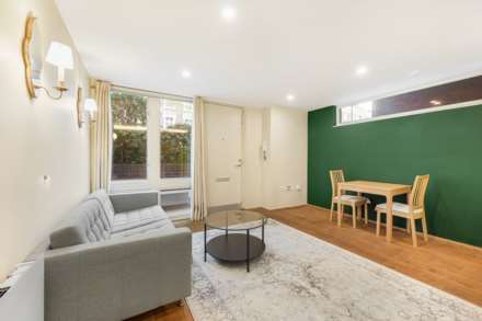 Cheyne Walk, London SW3, Image 2