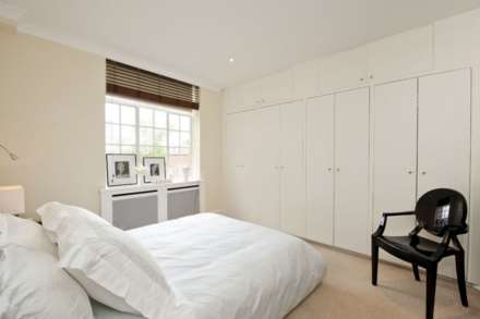 Chelsea Manor Street, SW3, Image 2